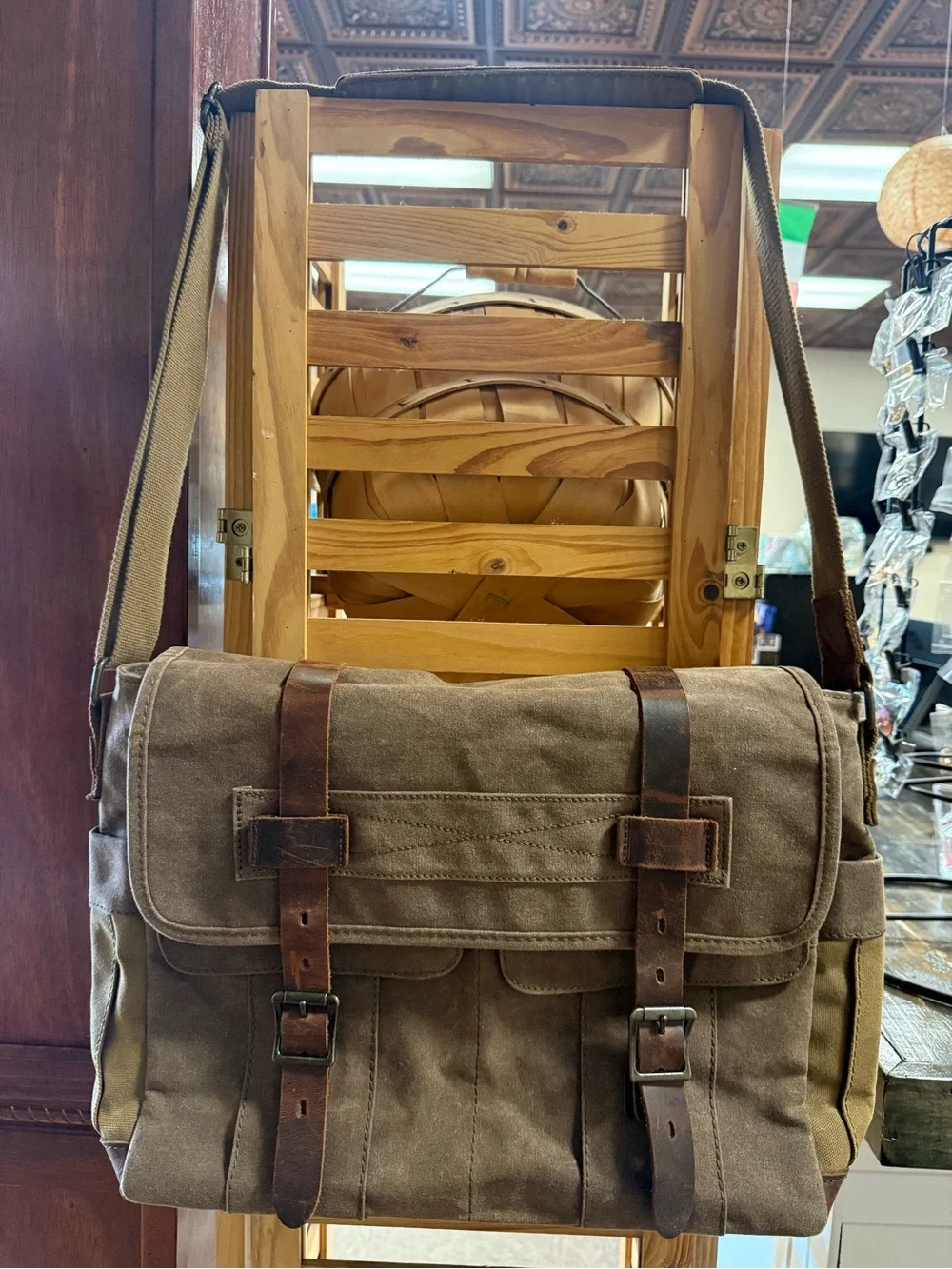 SOAEON Waxed Canvas Leather Messenger Bag Laptop Briefcase Crossbody Brown